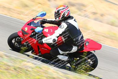 media/Oct-14-2023-TrackXperience (Sat) [[0517685739]]/Level 1/session 3 turn 2/